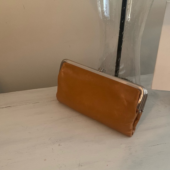 Hobo Clutch Wallet - Picture 6 of 8